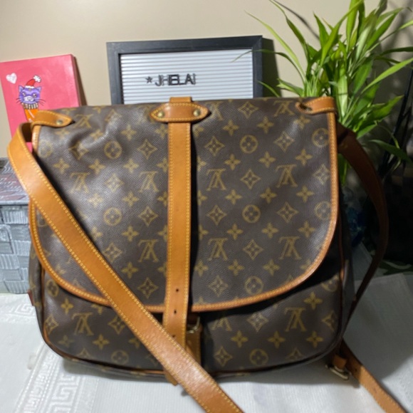Louis Vuitton Saumur 35 - Picture 2 of 9